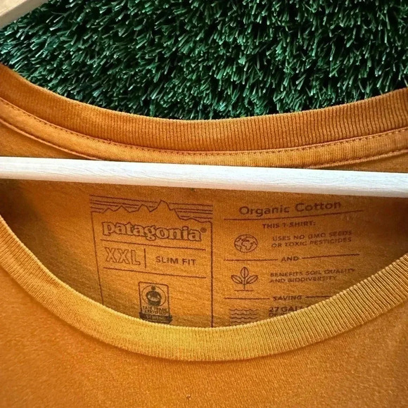 Patagonia  Logo T-shirt Size XXL - Picture 4 of 6